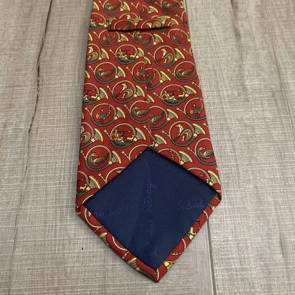 RARE Salvatore Ferragamo 100% Silk Red Tie Men Horn Trumpet Vintage Print - Picture 3 of 3